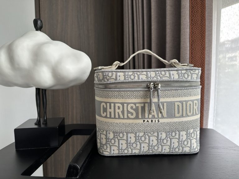 Luxury Bags – DIOR