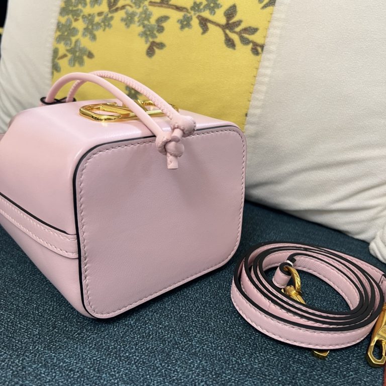 Luxury Bags – Velentino