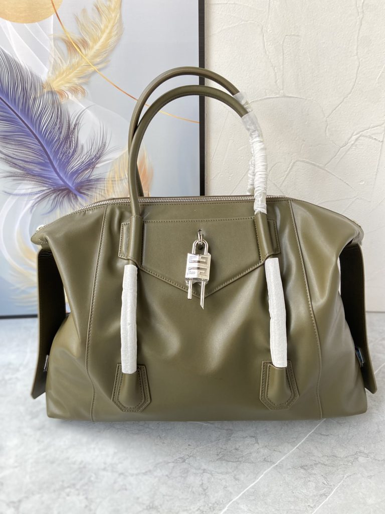 Luxury Bags – Givenchy