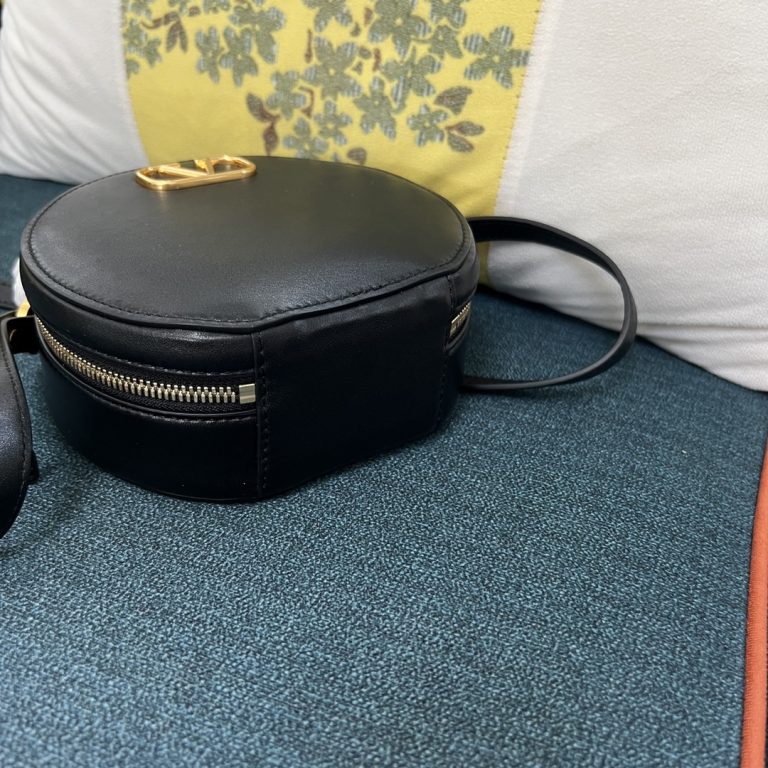 Luxury Bags – Velentino